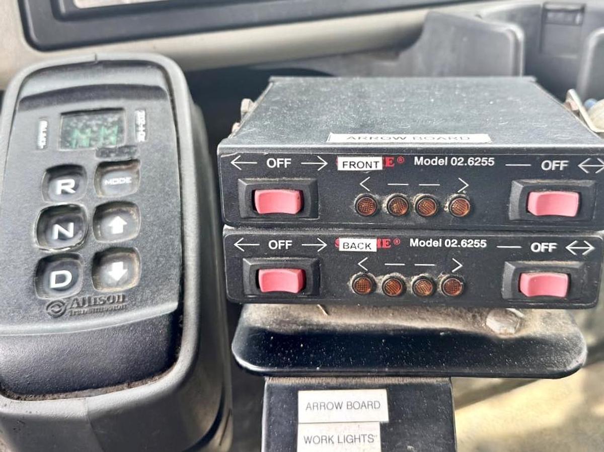 Used 2010 INTERNATIONAL 4400