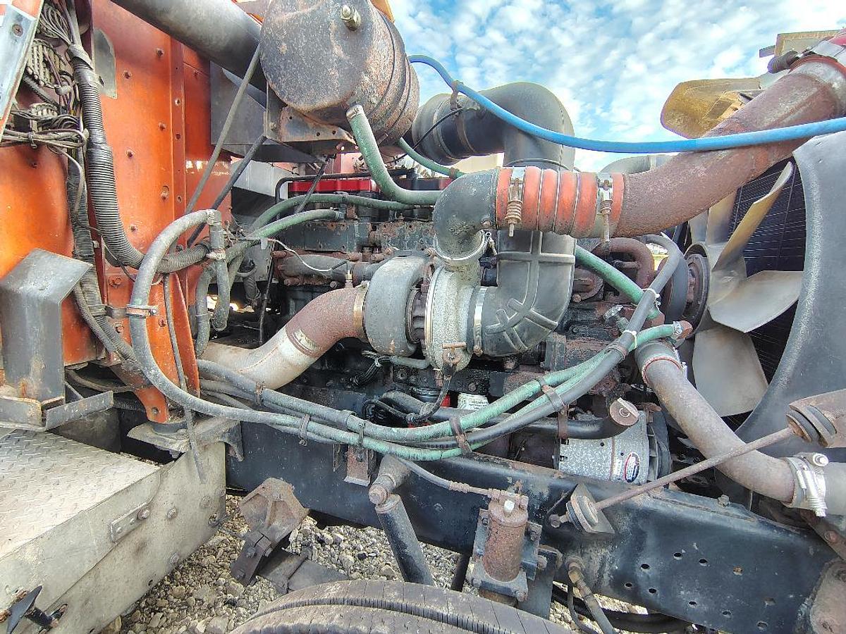 Used 1998 INTERNATIONAL 9300