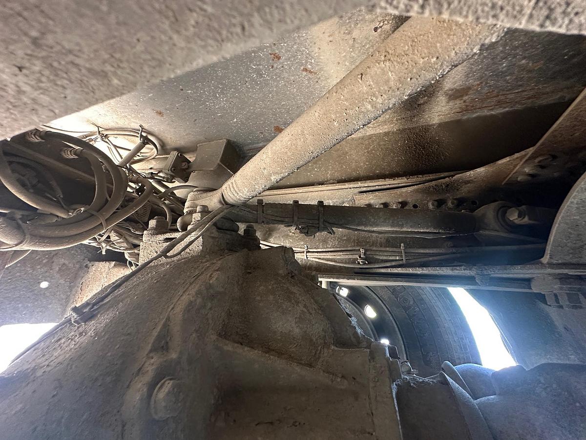 Used 2019 MACK Granite GR64F