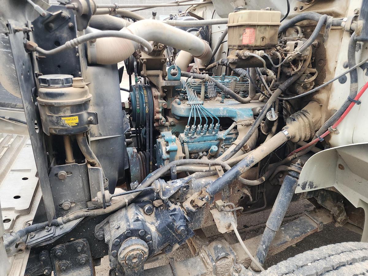 Used 1993 INTERNATIONAL 4700  4x2