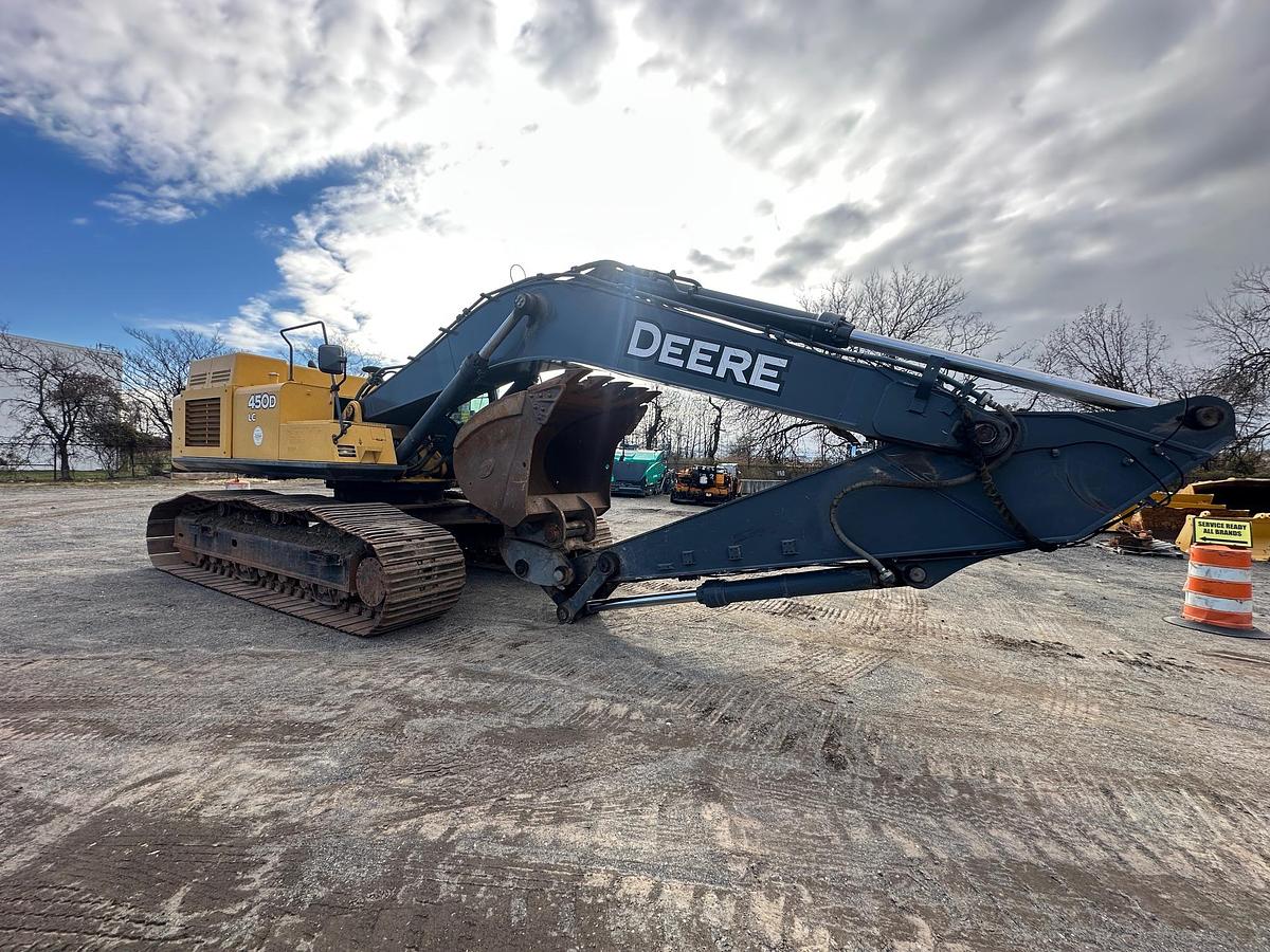 Used 2009 DEERE 450D LC