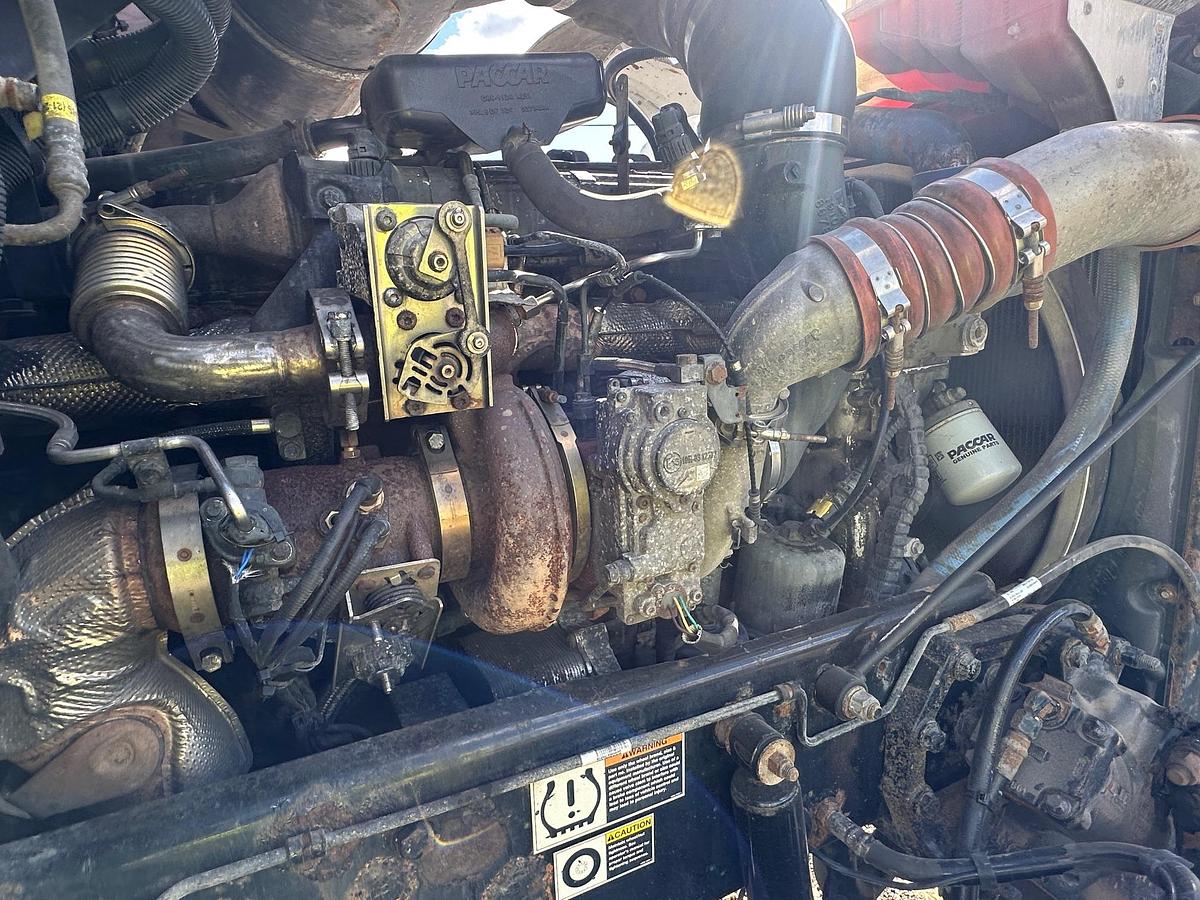 Used 2016 PETERBILT 365