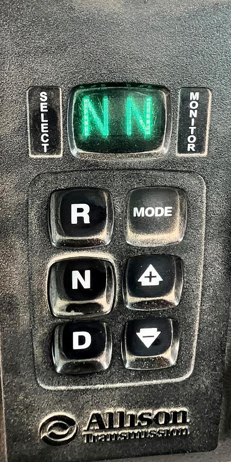 Used 2016 PETERBILT 348