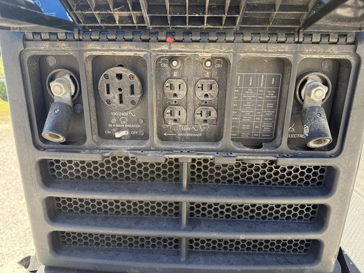 Used 2017 PETERBILT 337