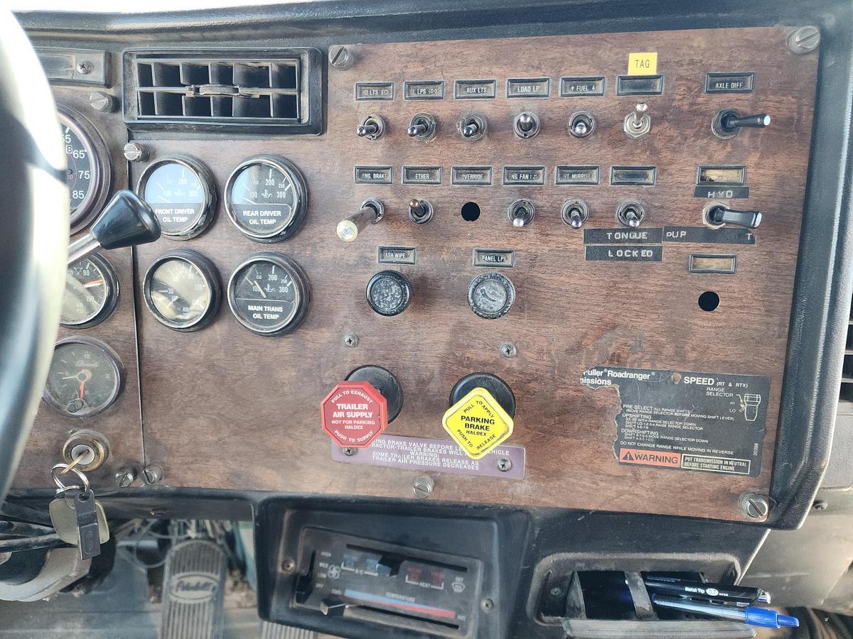 Used 1989 PETERBILT 377