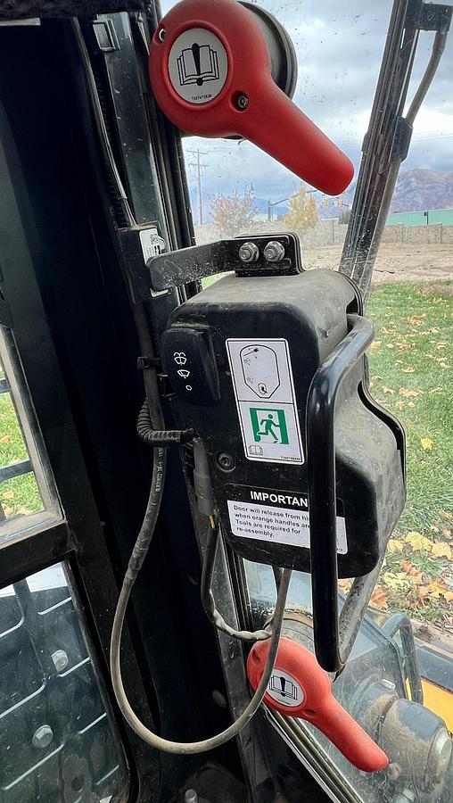 Used 2022 DEERE 317G