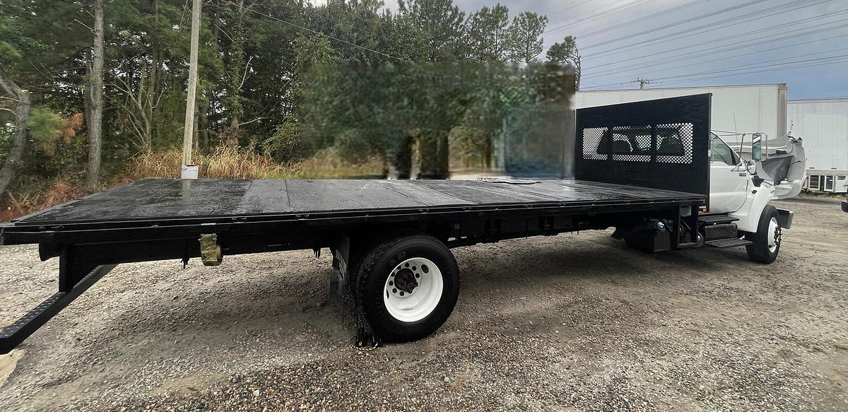 Used 2015 FORD F750 XL SD Flatbed