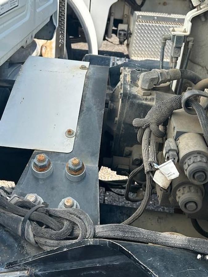 Used 2016 MACK GU700