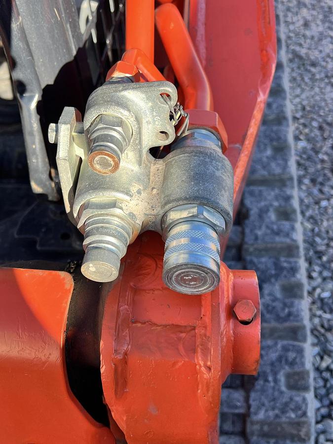 Used 2010 KUBOTA SVL75