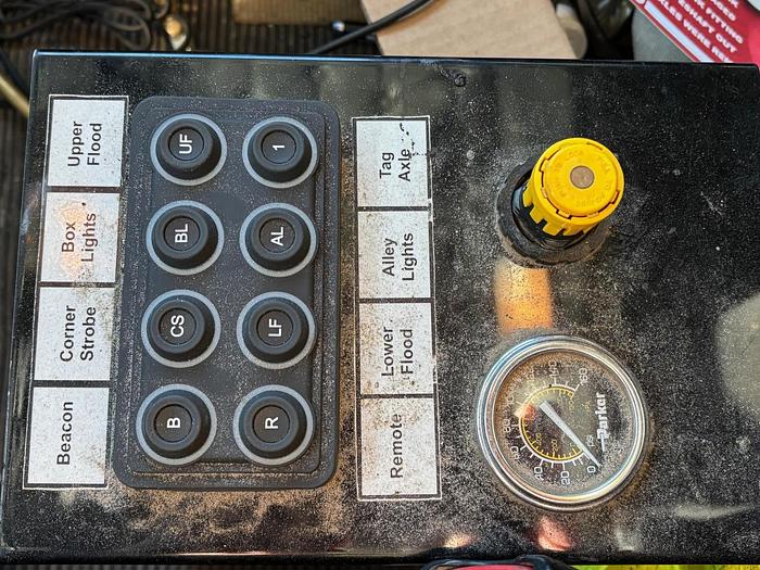 Used 2008 WESTERN STAR 4900