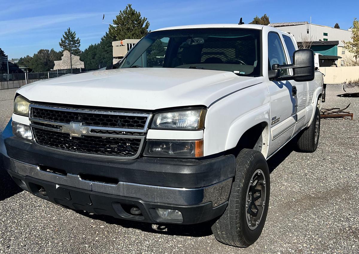 Used 2006 CHEVROLET Silverado 2500 HD LBZ