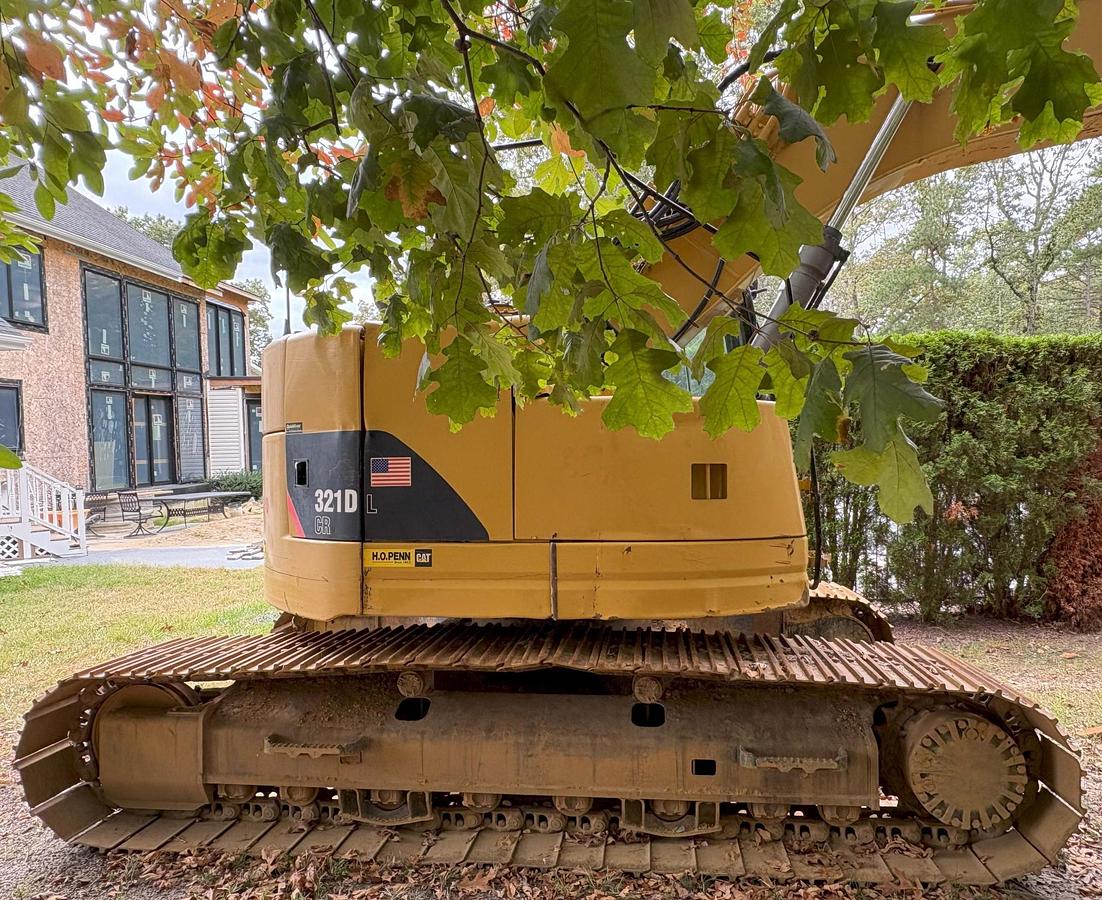 Used 2013 CATERPILLAR 321D LCR