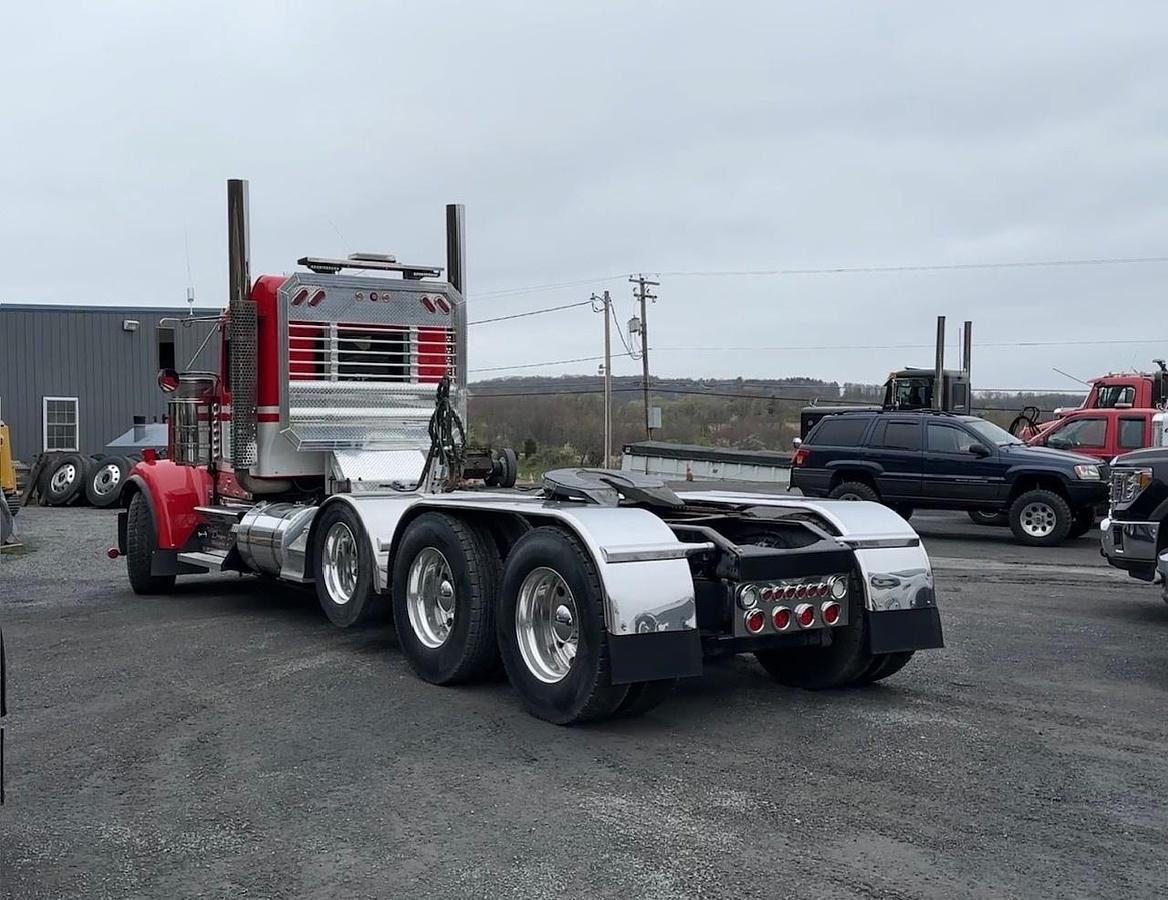 Used 2009 KENWORTH W900L Heavy Hauler