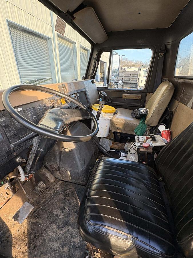 Used 1990 INTERNATIONAL F-4900