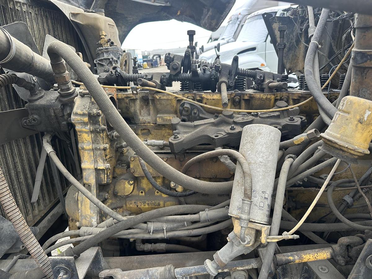 Used 1982 FORD L9000