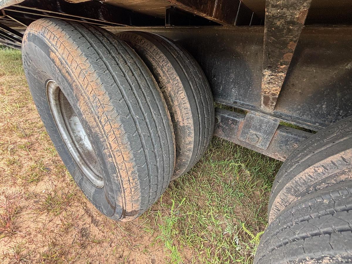 Used 2022 EAST TEXAS TRAILERS 40 foot