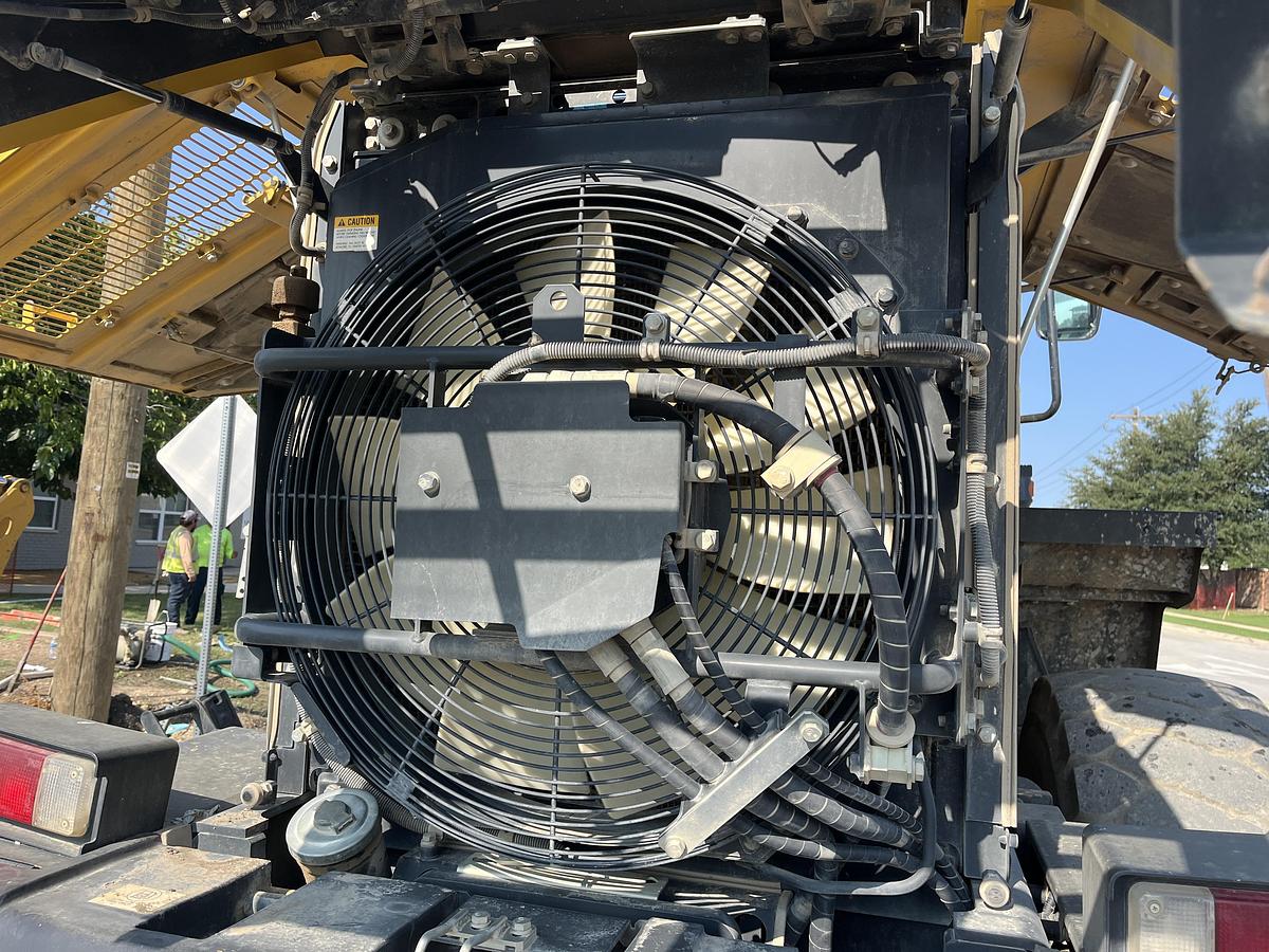 Used 2021 KOMATSU WA270-8