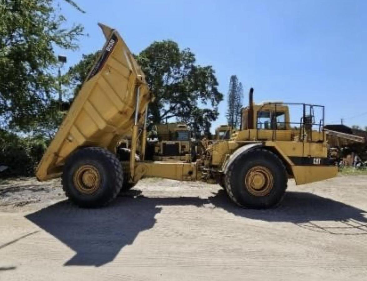 Used 1990 CATERPILLAR D25D