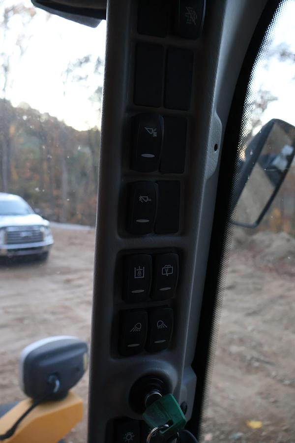 Used 2014 VOLVO L50G