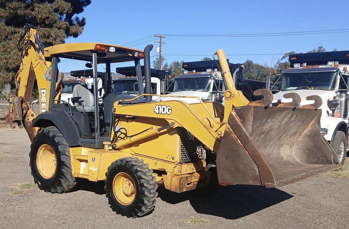 Used 2004 DEERE 310 SG