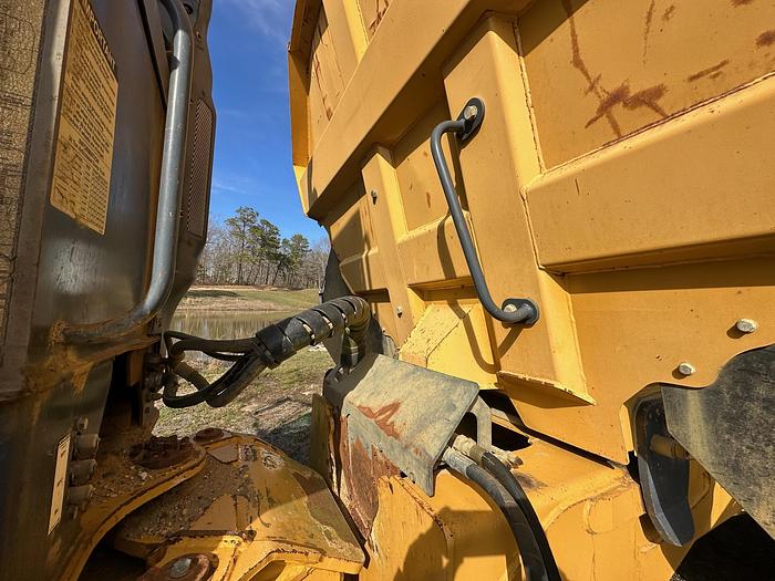 Used 2006 DEERE 300D