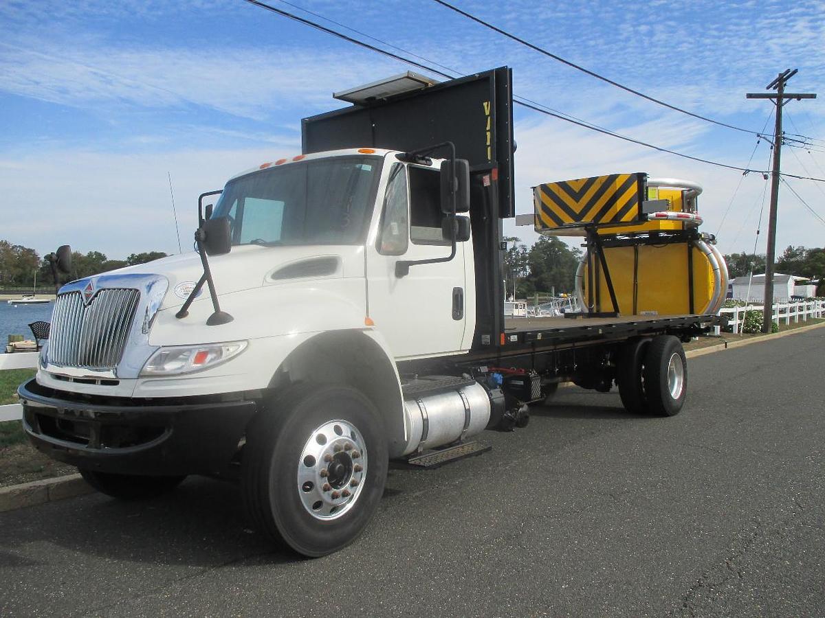 Used 2017 INTERNATIONAL 4300 Attenuator