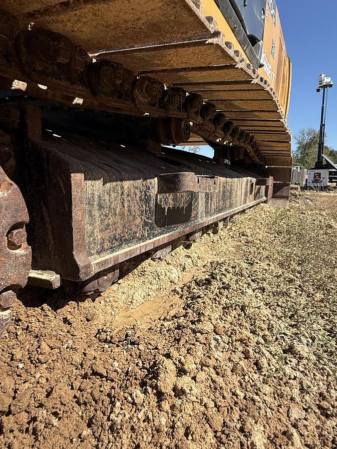 Used 2017 DEERE 210G LC