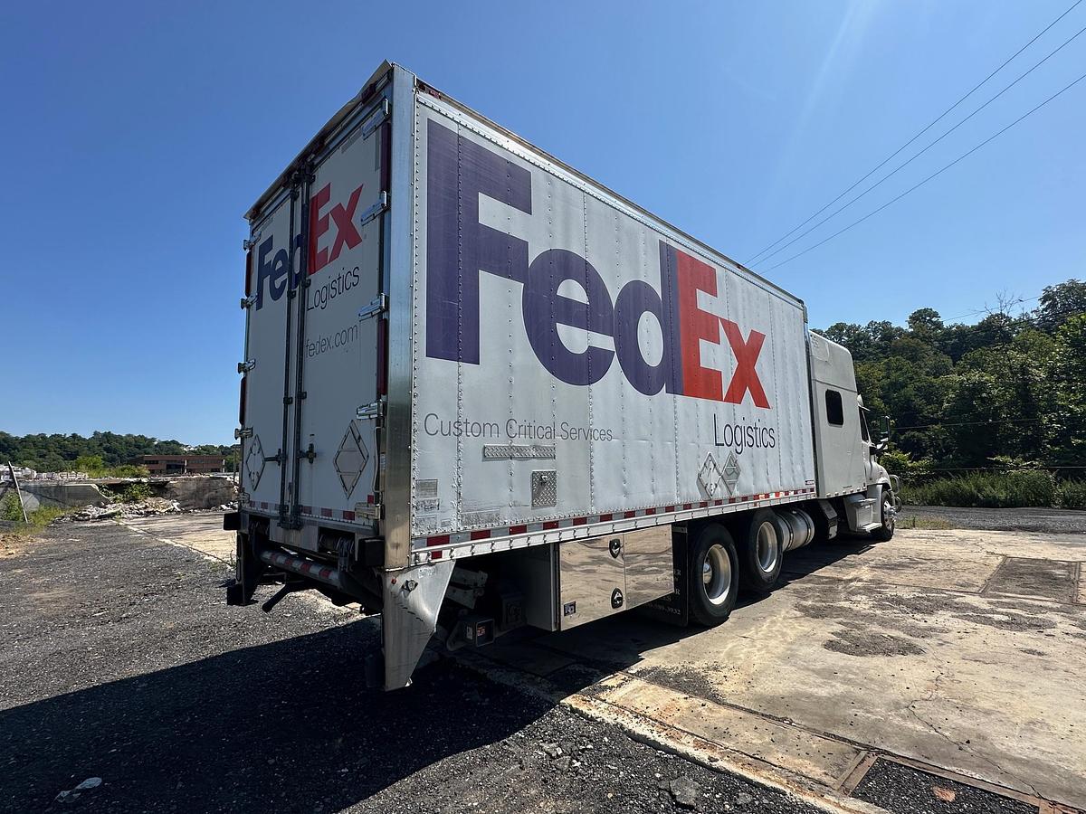 Used 2016 FREIGHTLINER Cascadia 113