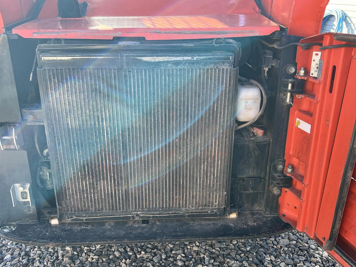 Used 2010 KUBOTA SVL75