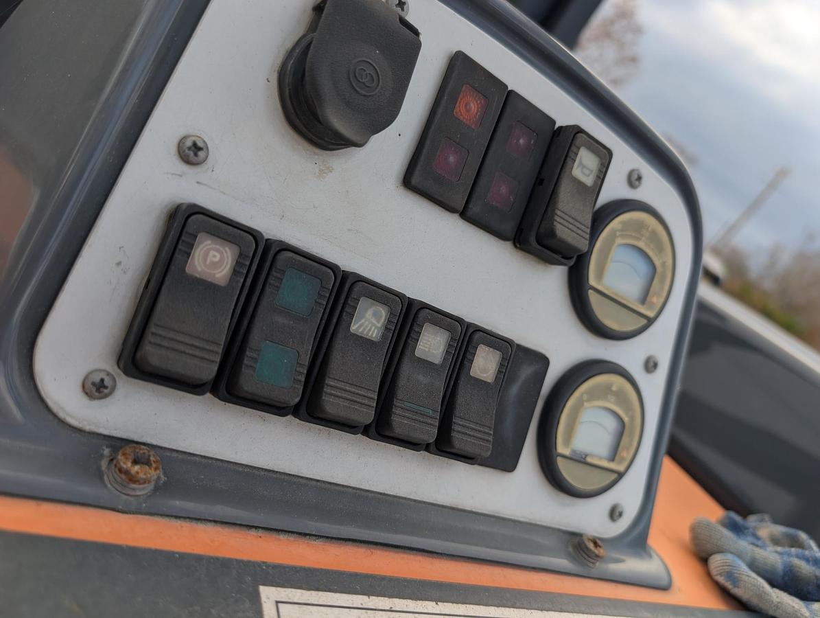 Used 2016 MOFFETT MB NX 55