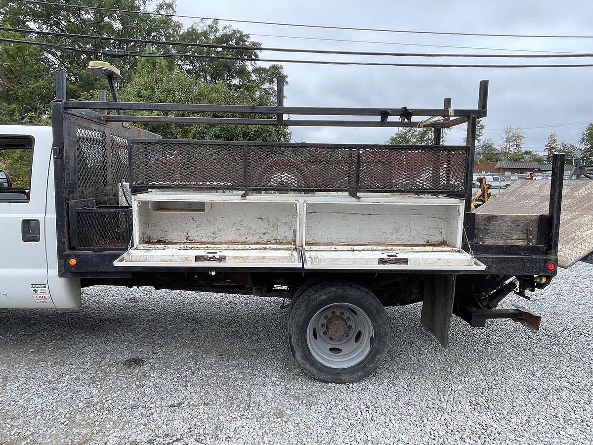 Used 2006 FORD F550 Supercab