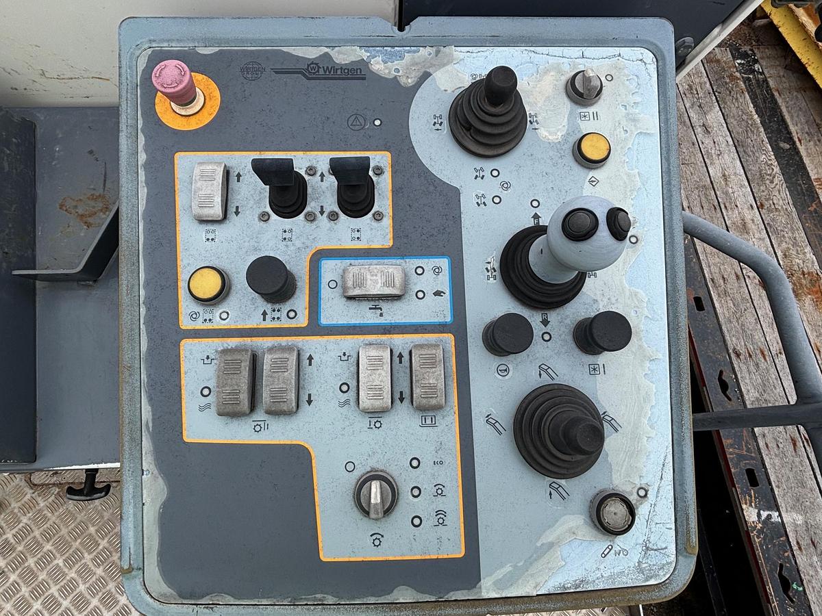 Used 2014 WIRTGEN W210i