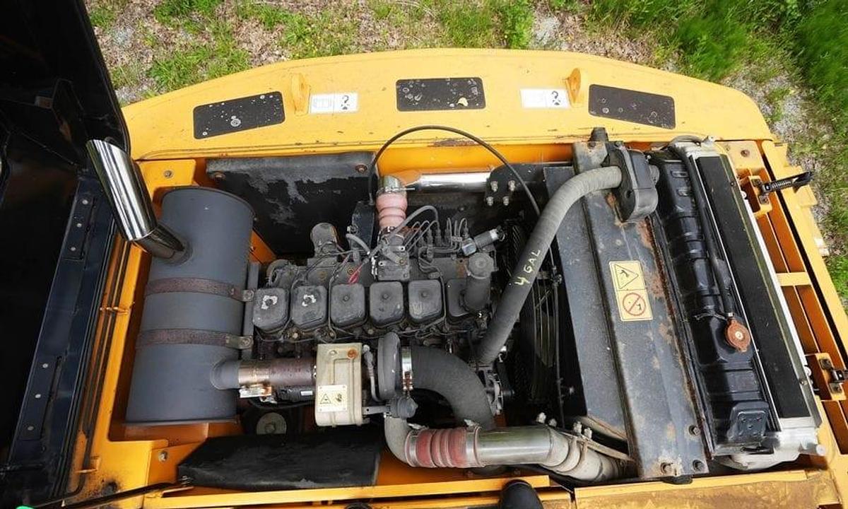 Used 2006 HYUNDAI R200W-7