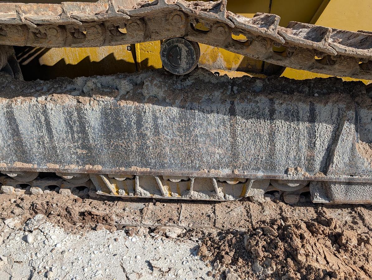 Used 2010 KOMATSU D61PX-15EO GALEO