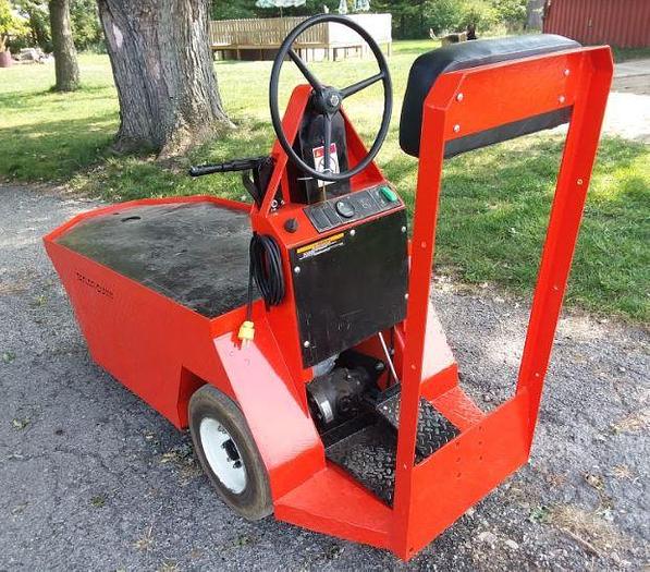 Used 2014 Taylor Dunn SC100