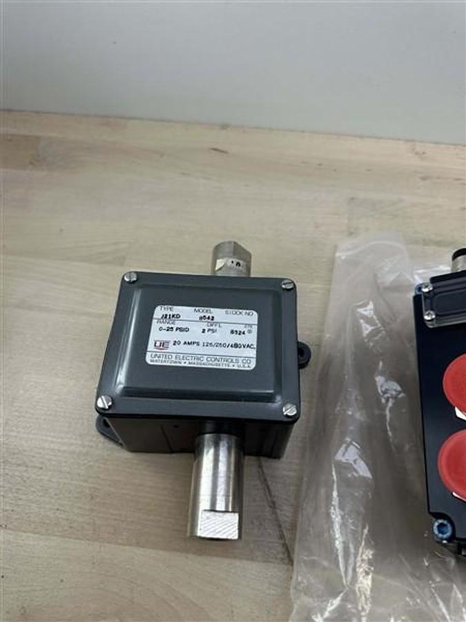 Used Wednesday, December 10, 2025, 1:00 PM (ET) - Chris Stanley's Industrial Surplus