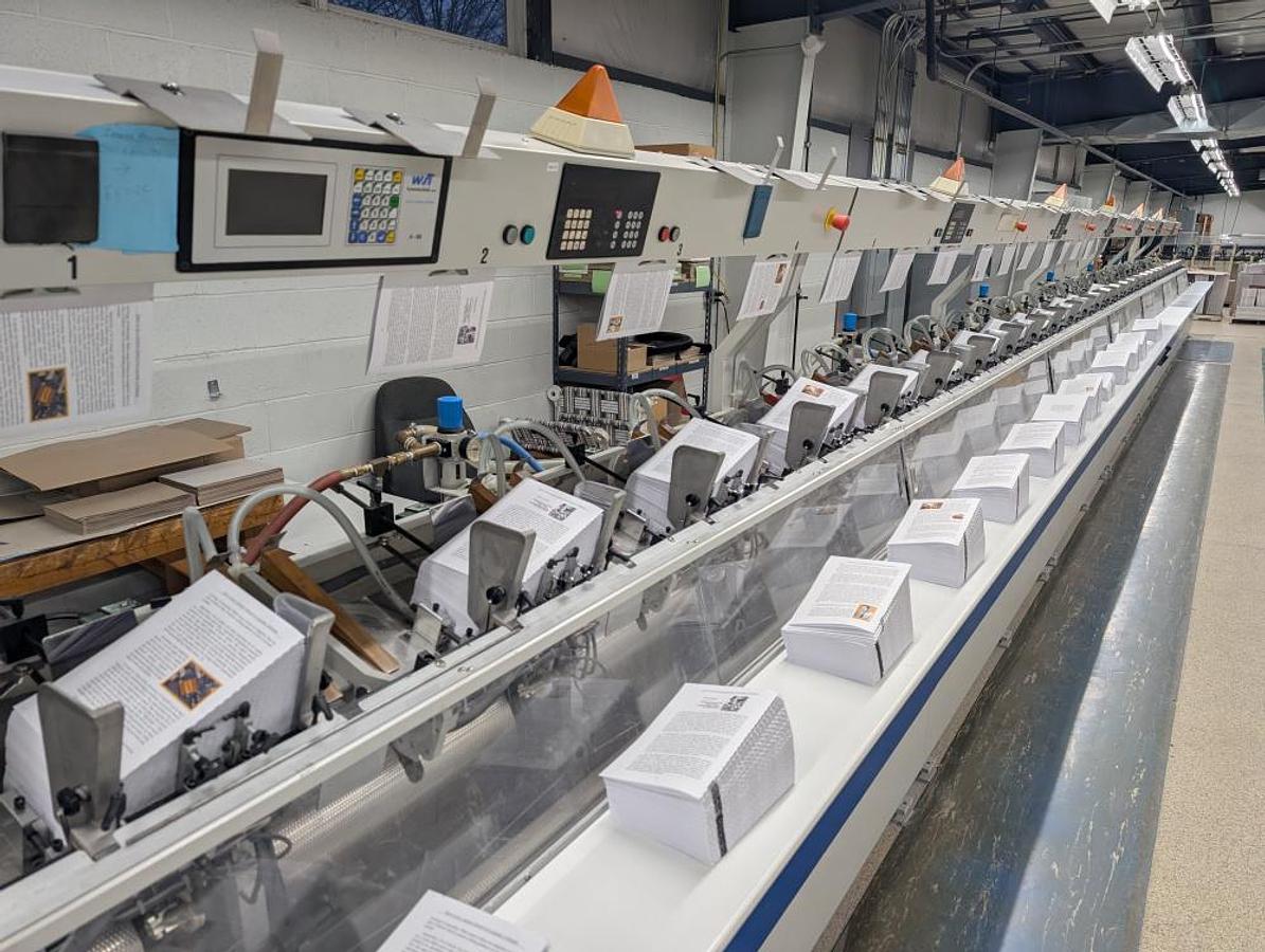 Used 2006 Wohlenberg Champion S 21 Clamp PUR & EVA Perfect Binding System