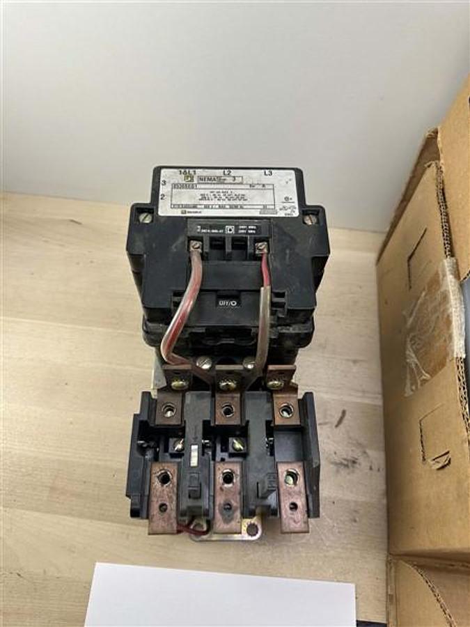 Used Wednesday, December 10, 2025, 1:00 PM (ET) - Chris Stanley's Industrial Surplus