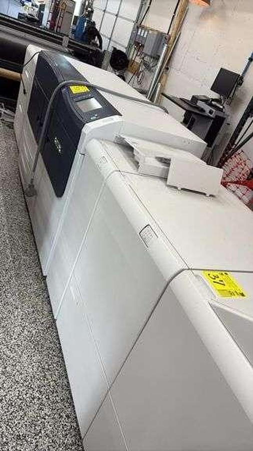 Used Thursday, February 12, 2026, 10:00 AM (CT) - Hersteller May Printing & Embroidery