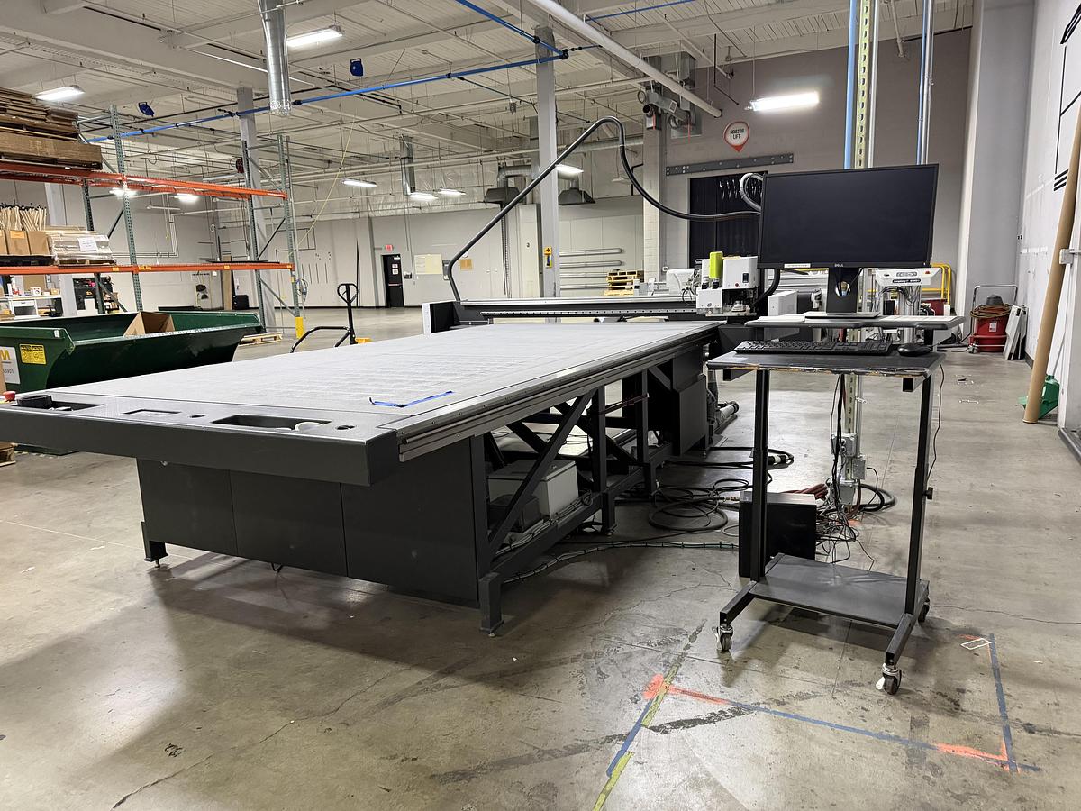 Used 2013 Kongsberg iCut Cutting Table Model iXp29