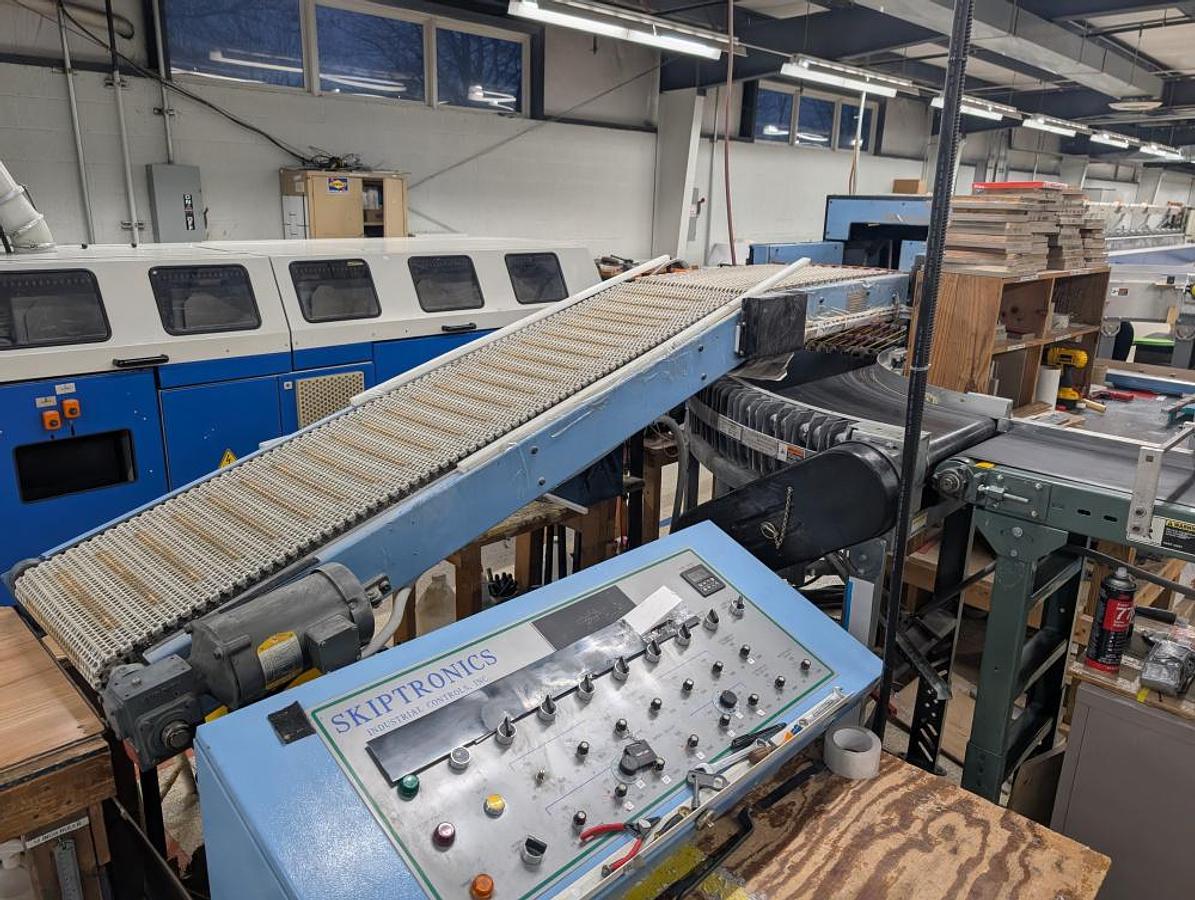 Used 2006 Wohlenberg Champion S 21 Clamp PUR & EVA Perfect Binding System