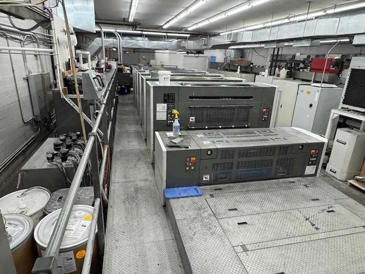 Used 2004 Komori LS40 (6/C with Aqueous Coater)