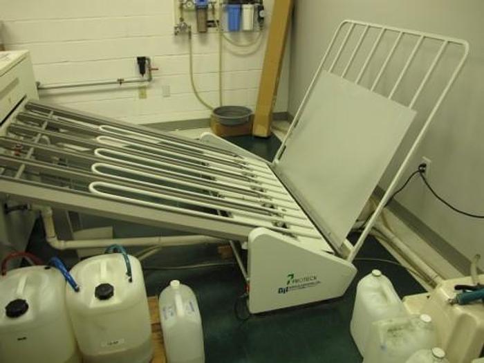 Used Tuesday, April 22, 2014 1:00 PM (ET), Graphic Visual Solutions