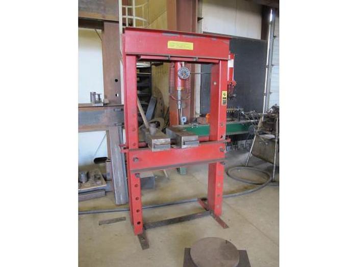 Used Wednesday, March 27, 2019, 1:00 PM (ET), Hopkins Fabrication