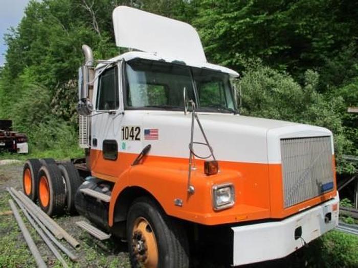 Used Thursday, January 30, 2014 10:30 AM (ET), First Class Construction