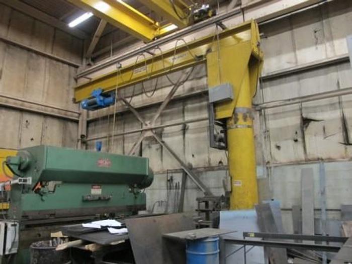 Used Thursday, January 30, 2014 10:30 AM (ET), First Class Construction