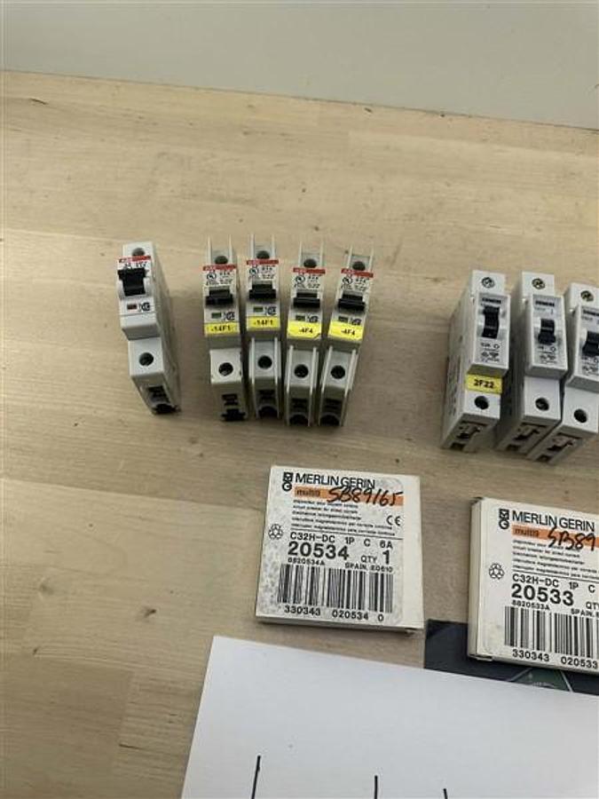 Used Wednesday, December 10, 2025, 1:00 PM (ET) - Chris Stanley's Industrial Surplus