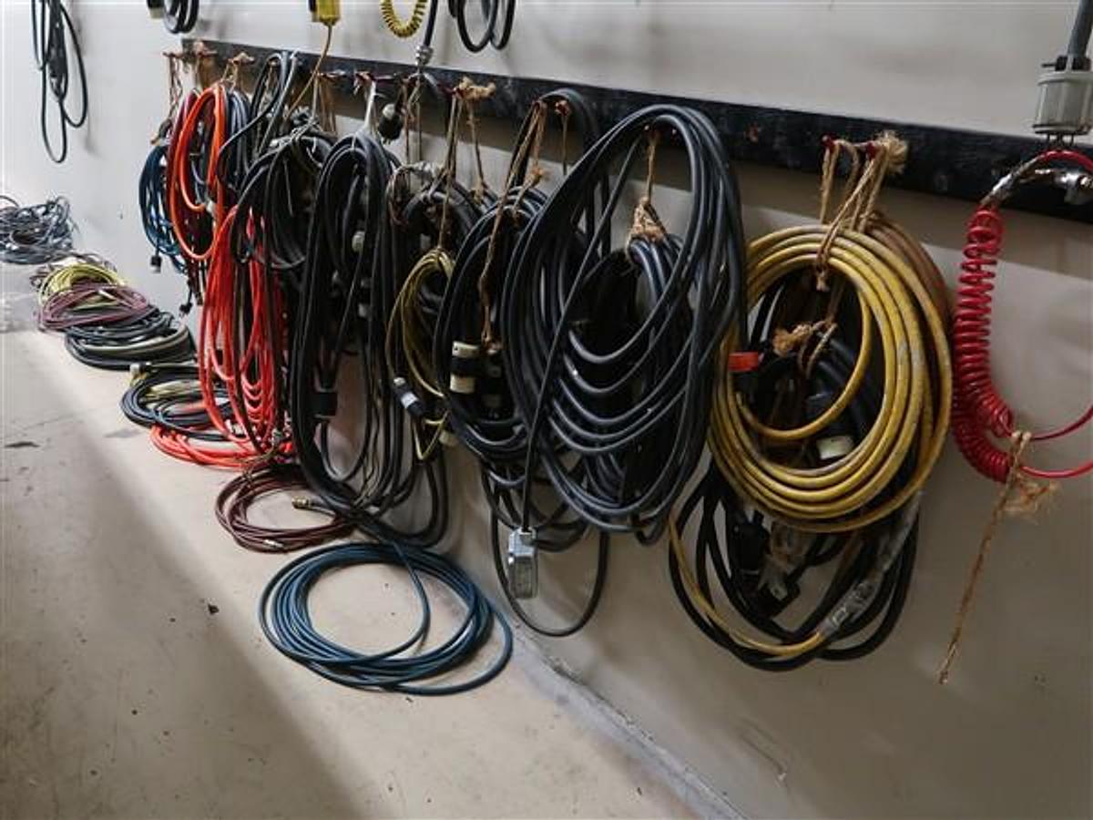 Used Wednesday, November 12, 2025, 1:00 PM (ET) - Reindl Bindery