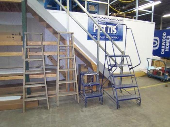 Used 3/17/2010, Pride Signs