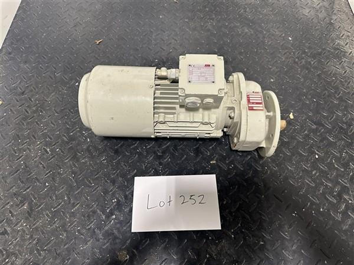 Used Wednesday, December 10, 2025, 1:00 PM (ET) - Chris Stanley's Industrial Surplus